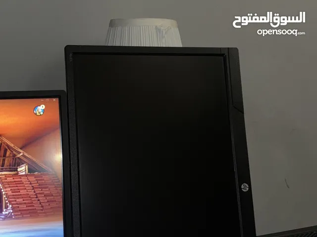 22" HP monitors for sale in Muscat