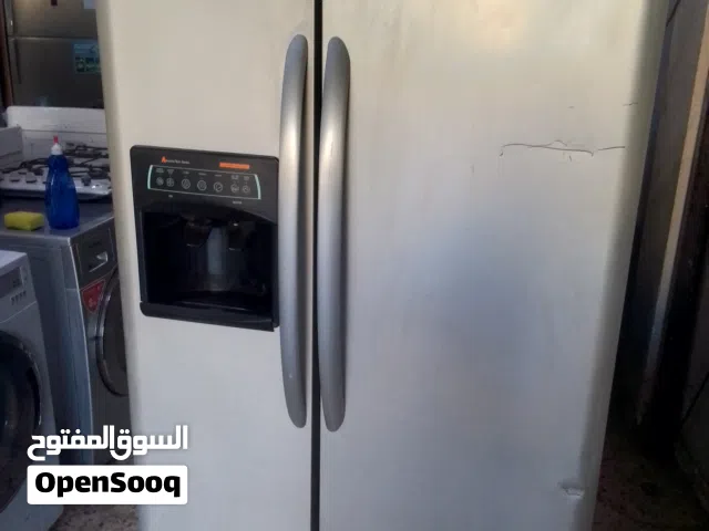 ثلاجة سايد باي سايد 725لتر حجم كبير عميقة لون سلفر نوع وايت ويستنج هاوس