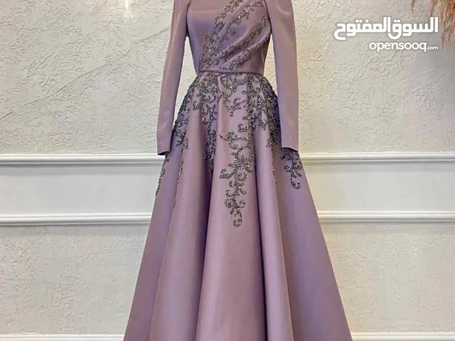 فساتين حفلات وخطب وأعراس وسهرات وكاجول
