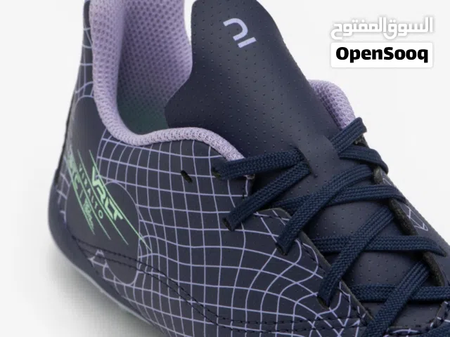 حذاء نايك ستارز اصلى 37.5 وحذاء ديكاتلون 36.5