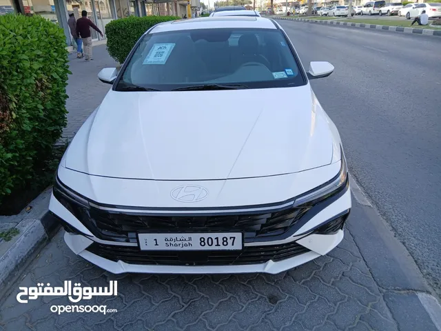 Sedan Hyundai in Sharjah