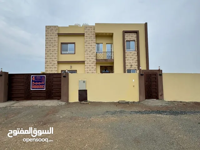 365 m2 4 Bedrooms Villa for Sale in Muscat Misfah