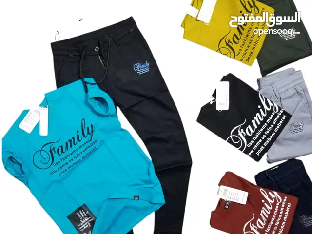 محل للبيع نقل قدم كامل مع اغراضه وديكوره المساحة 4متر عرض والطول 8متر