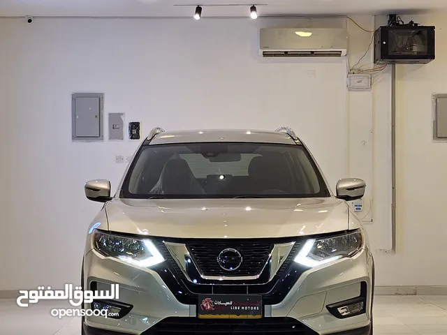 نيسان روج 2019 SV * مظهر خارجي فضي أنيق رأداء يعتمد عليه راحة داخلية متكاملة Nissan Rogue CV 2019