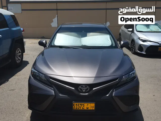 2021 تويوتا كامري SE