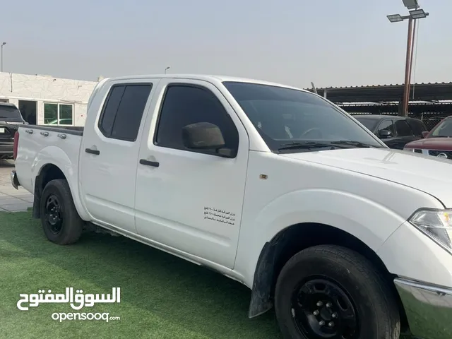 Nissan navara 2010
