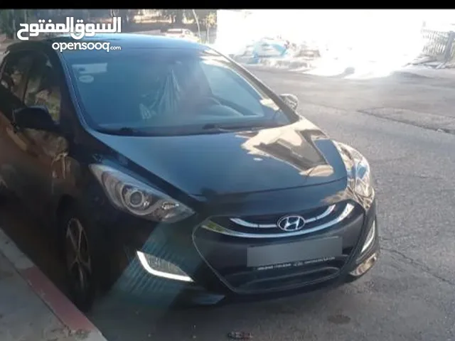 هيونداي i30 سنة 2016 نخب اوتومات مع بانوراما