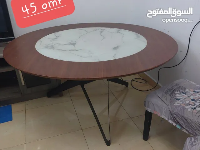 dining table +5 chairs