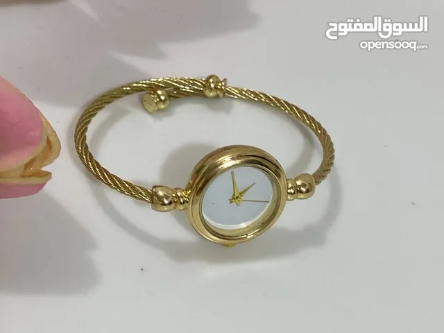 ساعة ذهبية