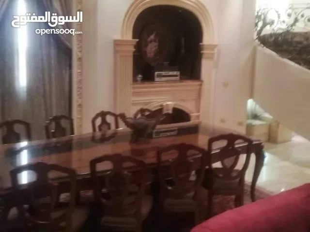 300m2 More than 6 bedrooms Villa for Sale in Cairo Fifth Settlement