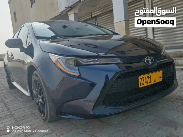 Toyota Corolla تويوتا كورولاLE 2020 لون ازرق في قمة النظافه