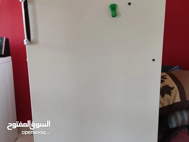 Used Kelvinator family Freezer. فريزر كبير ماركه كيلفيناتور قياس 22 قدم ويعمل بشكل ممتاز للبيع