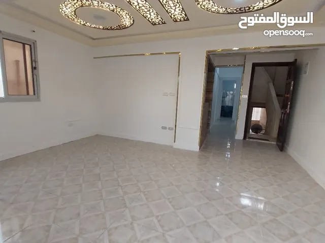 150m2 2 Bedrooms Apartments for Sale in Alexandria Nakheel