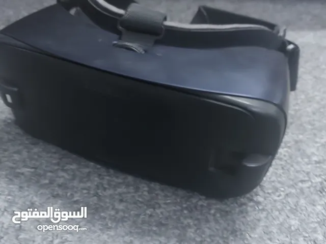 Samsung gear Vr in extremely well condition (used 1 or 2 times since purchase)