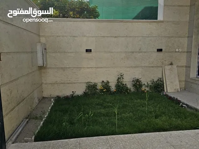 175m2 3 Bedrooms Townhouse for Sale in Baghdad Saidiya