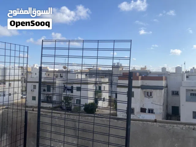 ستاندات احذيه استعمال نضيف