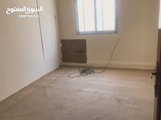 Flat for rent in manama 100 BHD ONLY