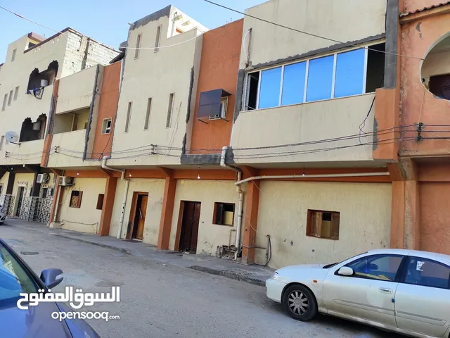 240 m2 More than 6 bedrooms Townhouse for Sale in Tripoli Abu Saleem