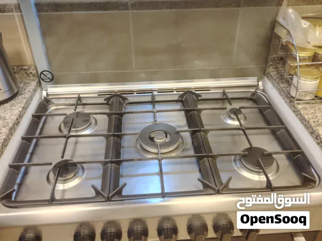Italian gas cooker