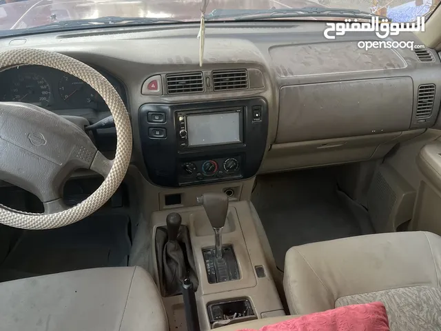Nissan Patrol 2000 in Farwaniya