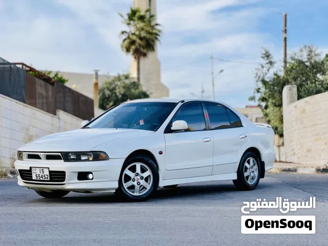 2004 ميتسوبيشي جالنت Standard