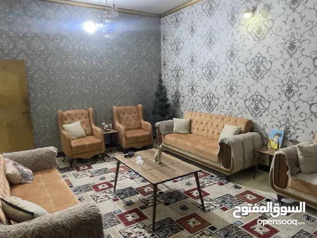300 m2 3 Bedrooms Townhouse for Sale in Basra Qibla