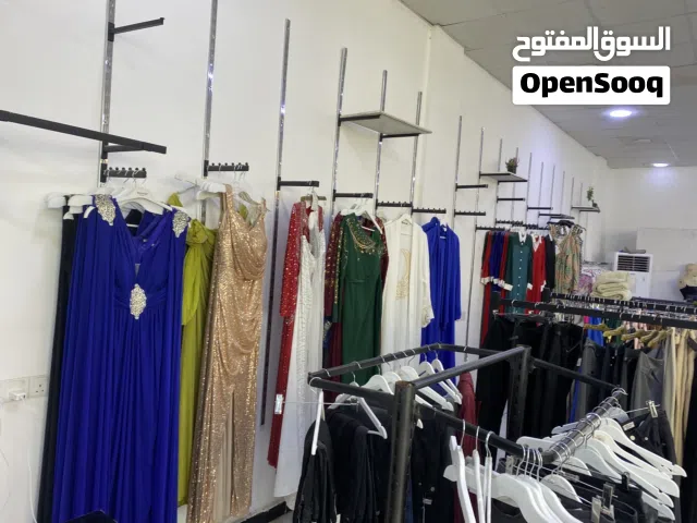 محل ملابس نسائية