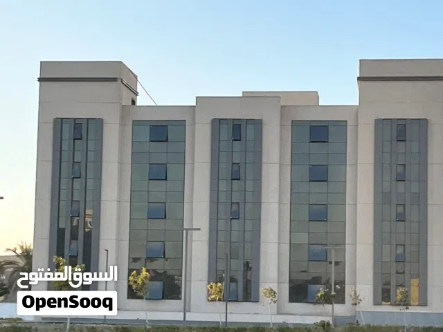 مبنى اداري للبيع في شيراتون بجوار المطار