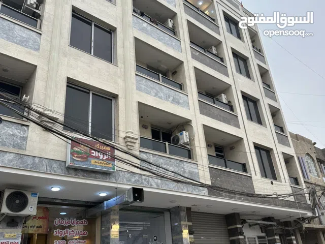 بناية تجارية للبيع مساحة 262 م