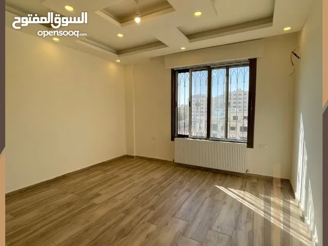 شقة تسويه للبيع  في تلاع العلي بالقرب من مسجد سيد المرسلين مساحة 230م