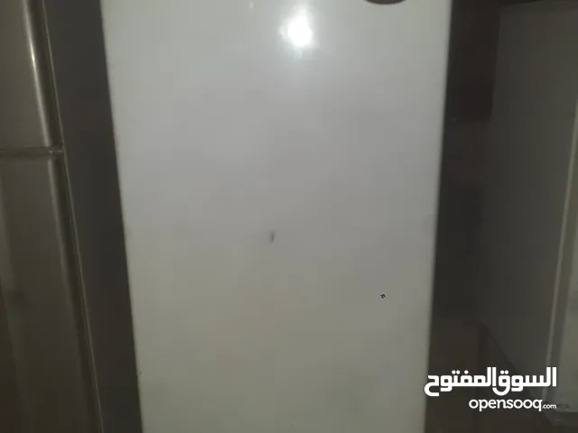 فريزر مستعمل بحالة الوكاله للبيع