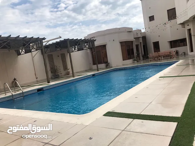 1624m2 More than 6 bedrooms Villa for Sale in Central Governorate Nuwaidrat