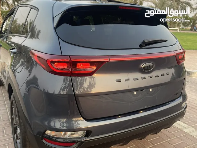 2022 KIA SPORTAGE full panorama كيا  سبورتاج 2400 cc with 30k miles only