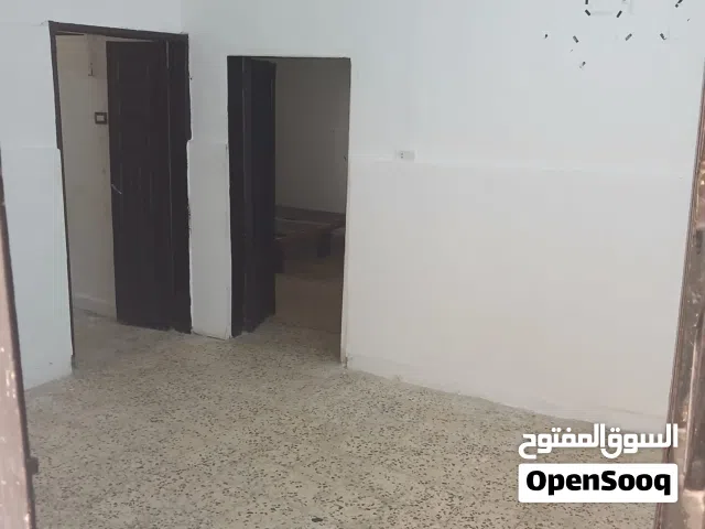 70 m2 1 Bedroom Townhouse for Rent in Zarqa Al ghweariyyeh