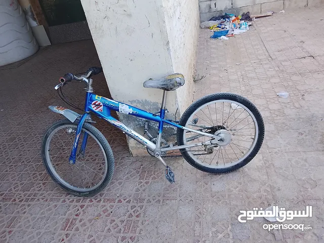 بسكليت وارد الماني جنط23 غيارات شغالة بسعر 45 .