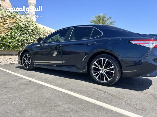 كامري 2018 ES بحادث خفيف جداً
