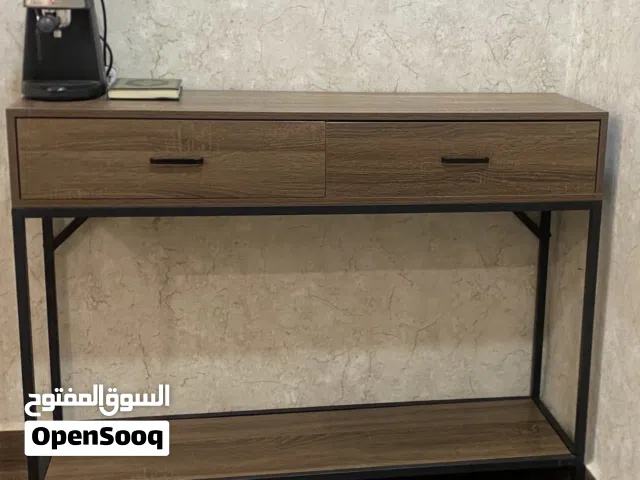 طاوله الطول 91 سم العرض119 سم قابل للمساومه بالمعقول