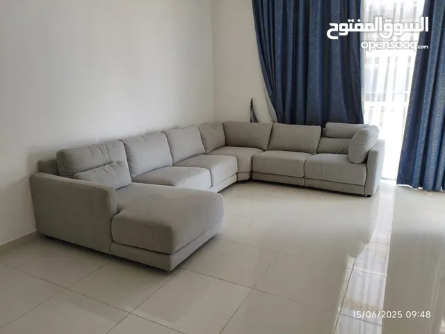 very good condition sofa and bed for sale uprgant base's good price