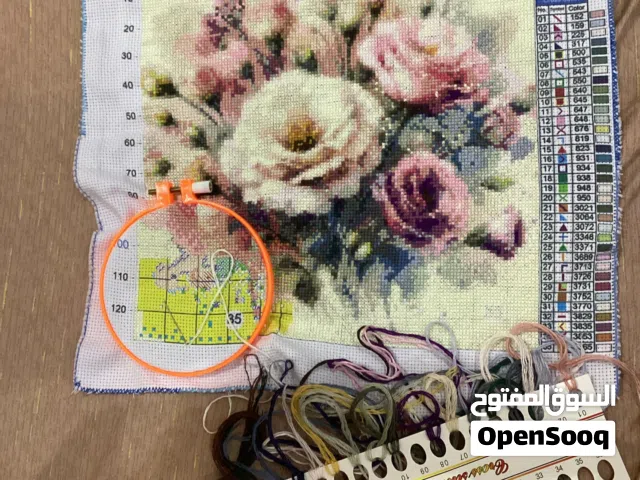 لوحة تطريز يدوي بدقة عالية