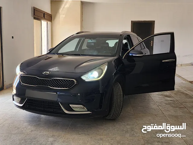 كيا نيرو استخدام شخصي فحص كامل كرت ابيض ممشا قليل للبيع بسعر حرق