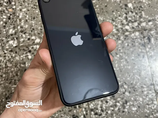 iPhone SE (2022)