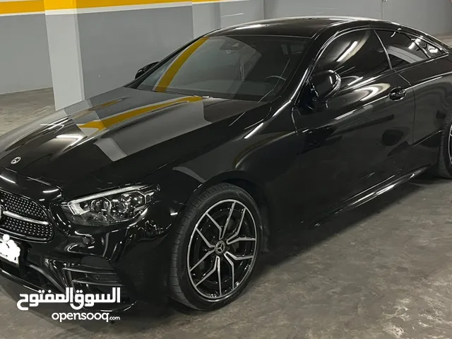 بحال الوكالة A+ عداد 23 الف كم E200 Coupe Mild Hybrid Night Package AMG KIT داخلي وخارجي