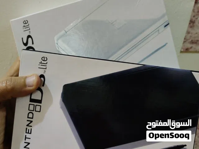 Nintendo DS Lite  جهاز جديد غير مستعمل باللونين الابيض والاسود
