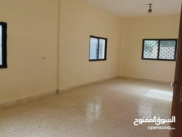 142m2 3 Bedrooms Townhouse for Rent in Al Karak Other
