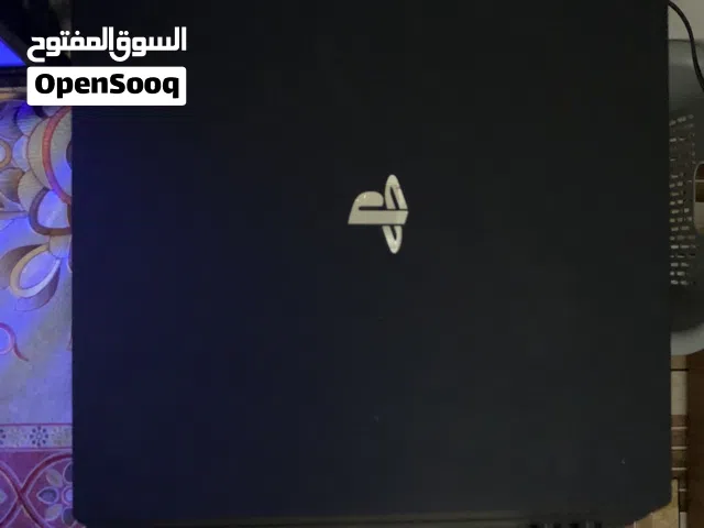 بلي ستيشن 4 برو 1 تيرا للبيع