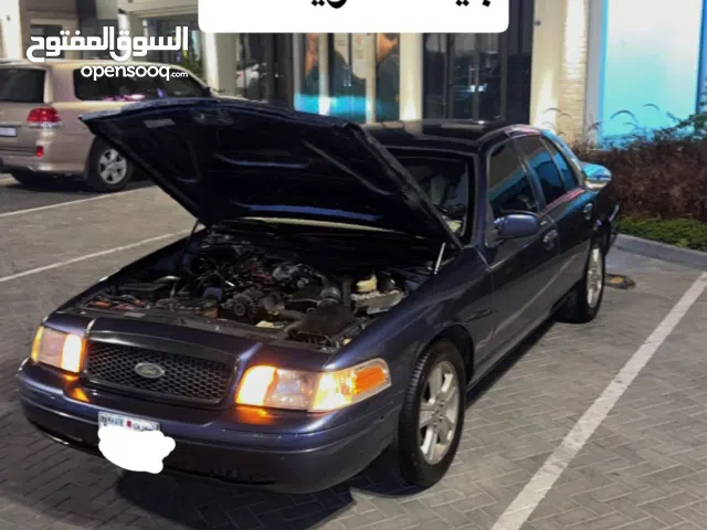 للبيع بيعه سريعه فورد كراون فيكتوريا 2008 LX