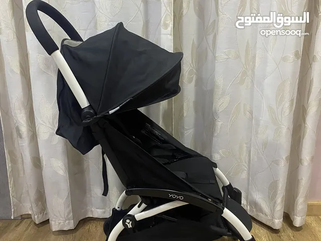 عربة أطفال يويو بحالة ممتازة