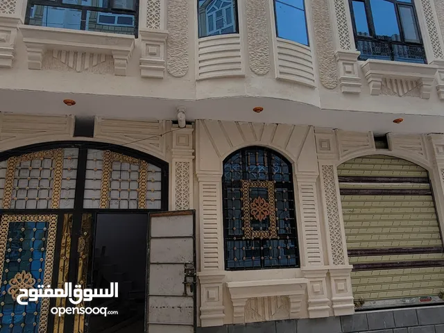 2 m2 More than 6 bedrooms Townhouse for Sale in Sana'a Other