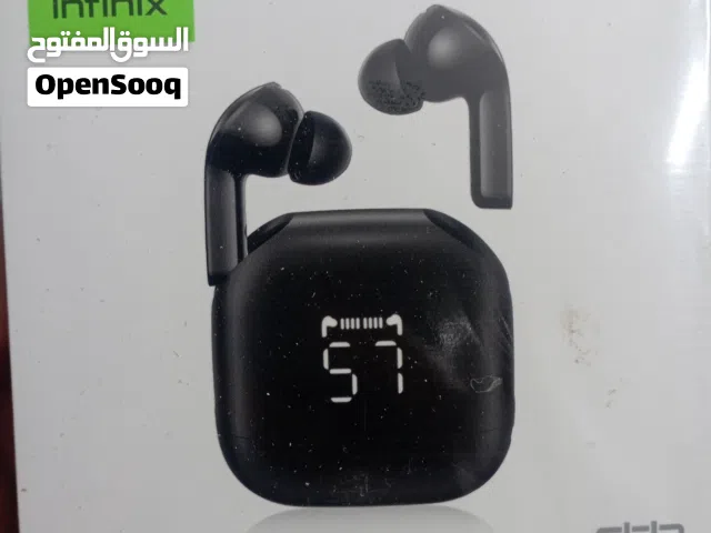 ايربود انفنكس مع ملحقاتها شاحنة T_c  تدعم الشحن العكسي يعني تصير باوربنك بنفس الوقت