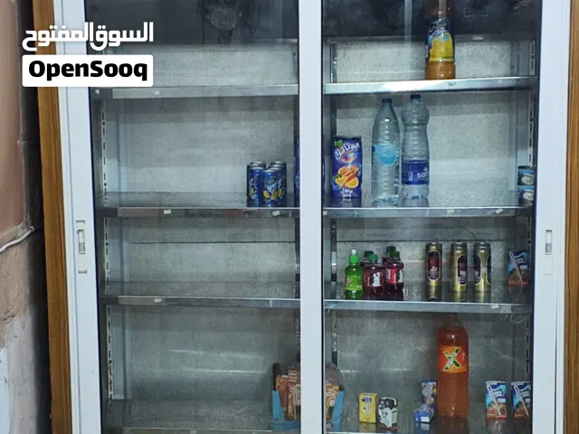 ثلاجة عرض بابين سحب للمحلات بحاله جيده